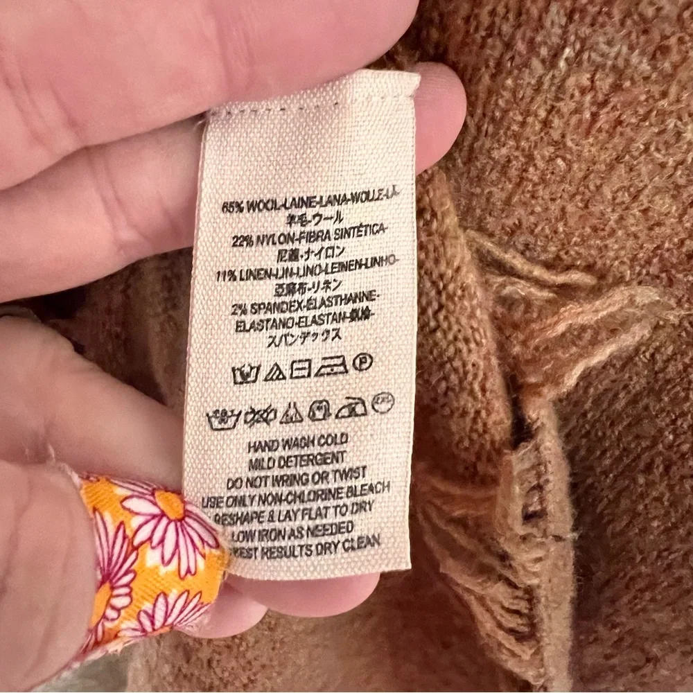 Free People Irresistible V Sweater A1